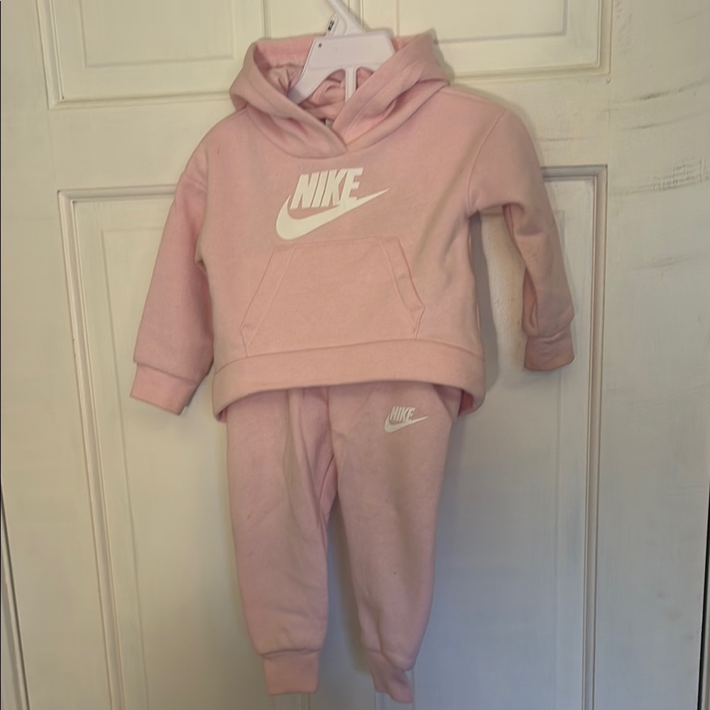 Nike Pink Toddler Hoodie and Sweatpants Set